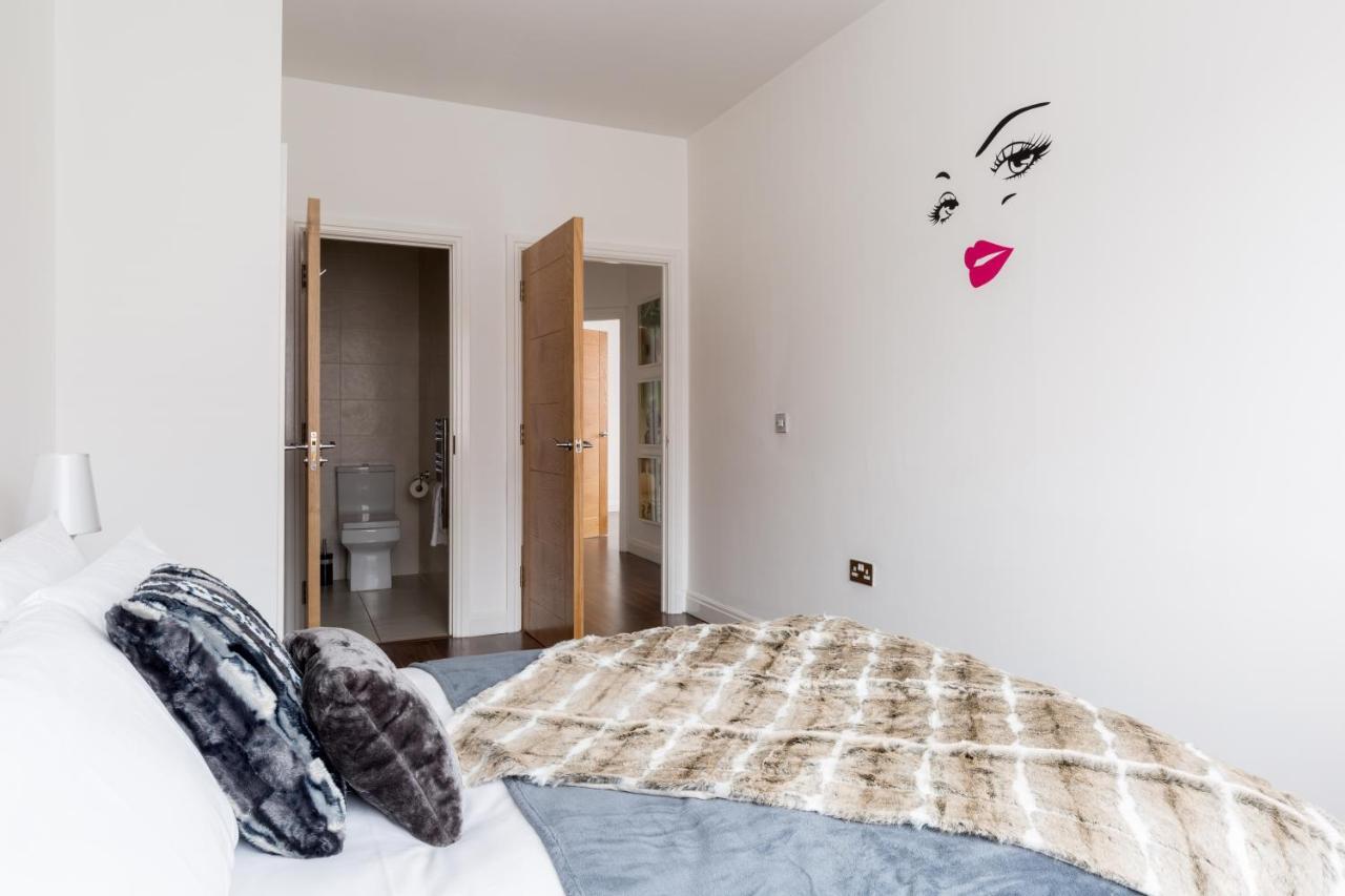 Zen Quality Beautiful 2 Bedroom Apartment With Free Parking And Wifi Close To Alexander Stadium Birmingham Bagian luar foto